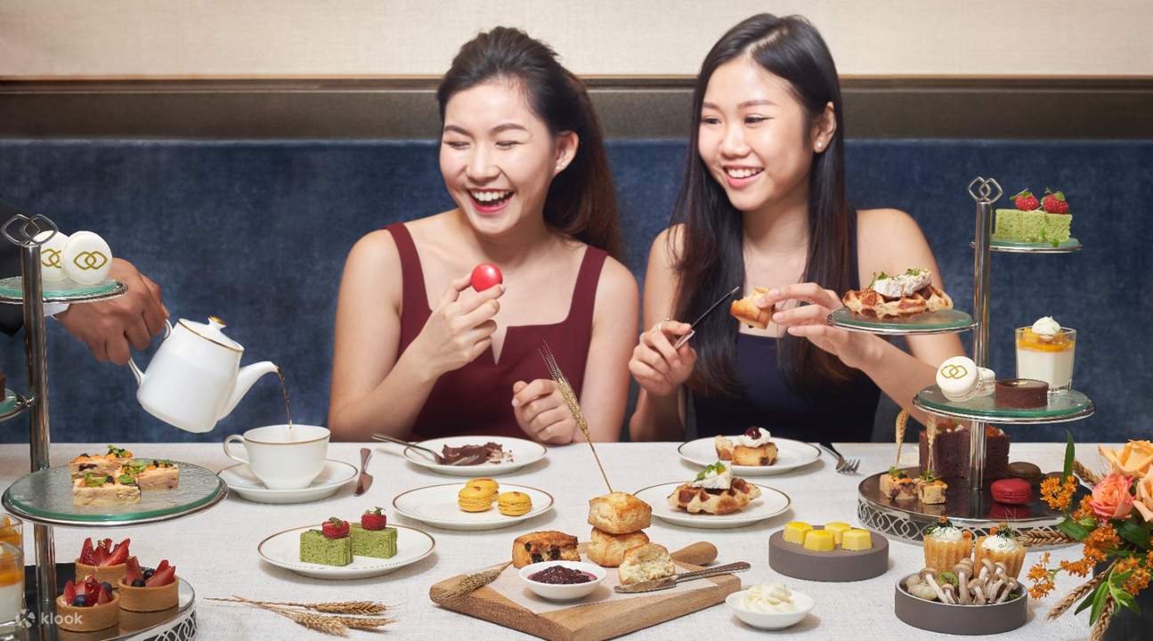 afternoon tea set at 1864 in Sofitel Singapore