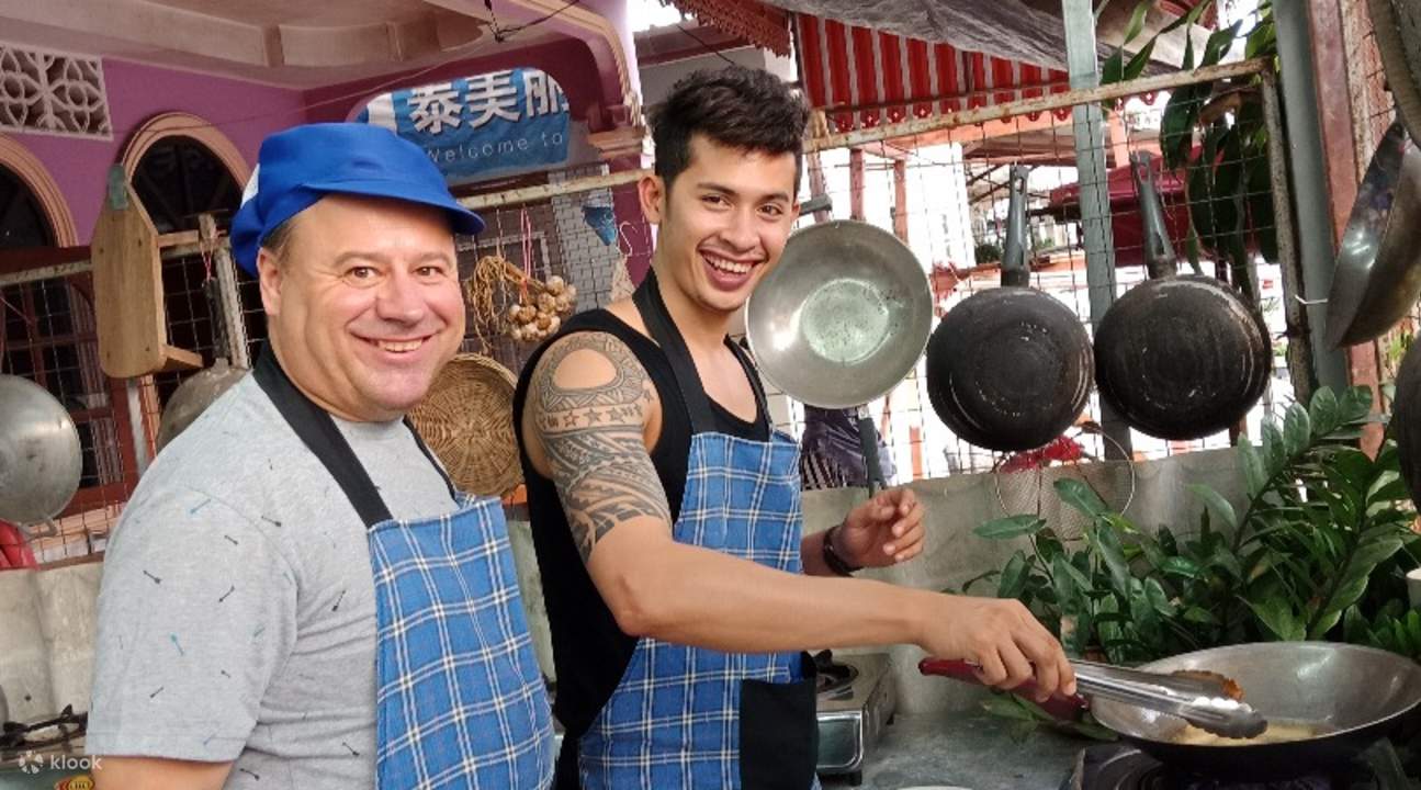phuket easy thai cooking class thailand