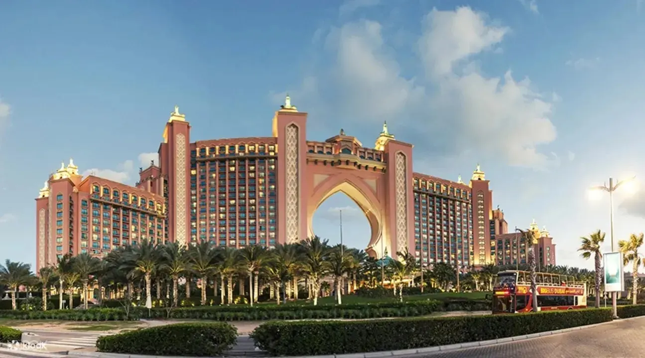 杜拜大巴士随上随下旅游