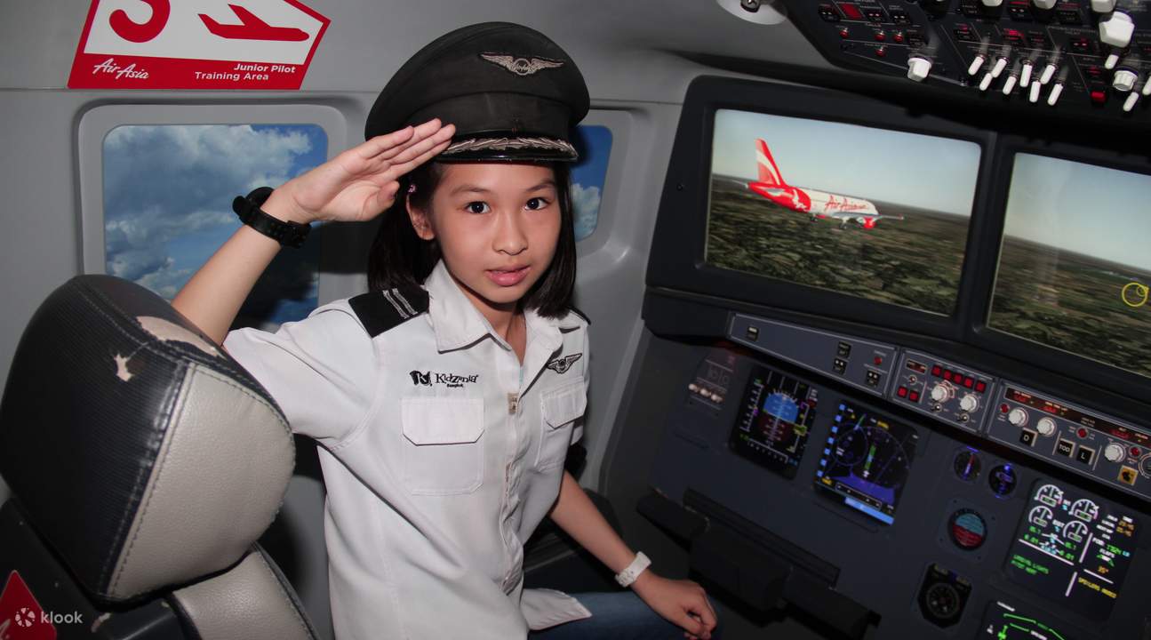 pilot kidzania bangkok