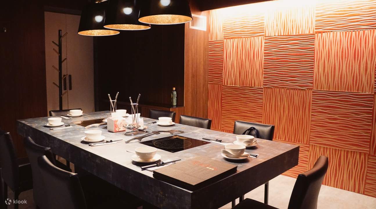 ลาวลาว สุกี้ยากี้รสแซ่บ - บรรยากาศภายในร้าน