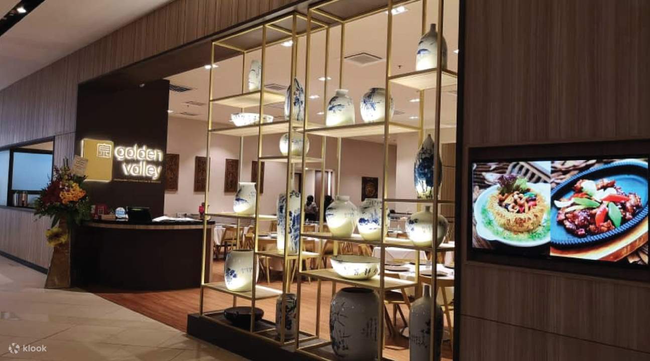 Luaran Golden Valley di Melawati Mall