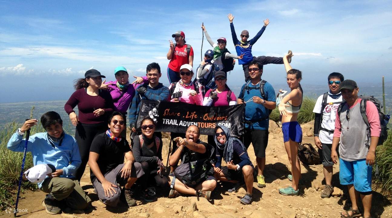 Mount Batulao Join In and Private Day Hike Tour from Manila