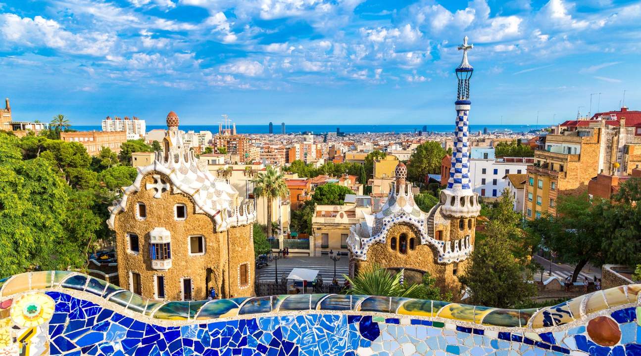 Park Güell: Vé Không-Xếp-Hàng và Tour Hướng Dẫn tại Barcelona - Klook Việt Nam