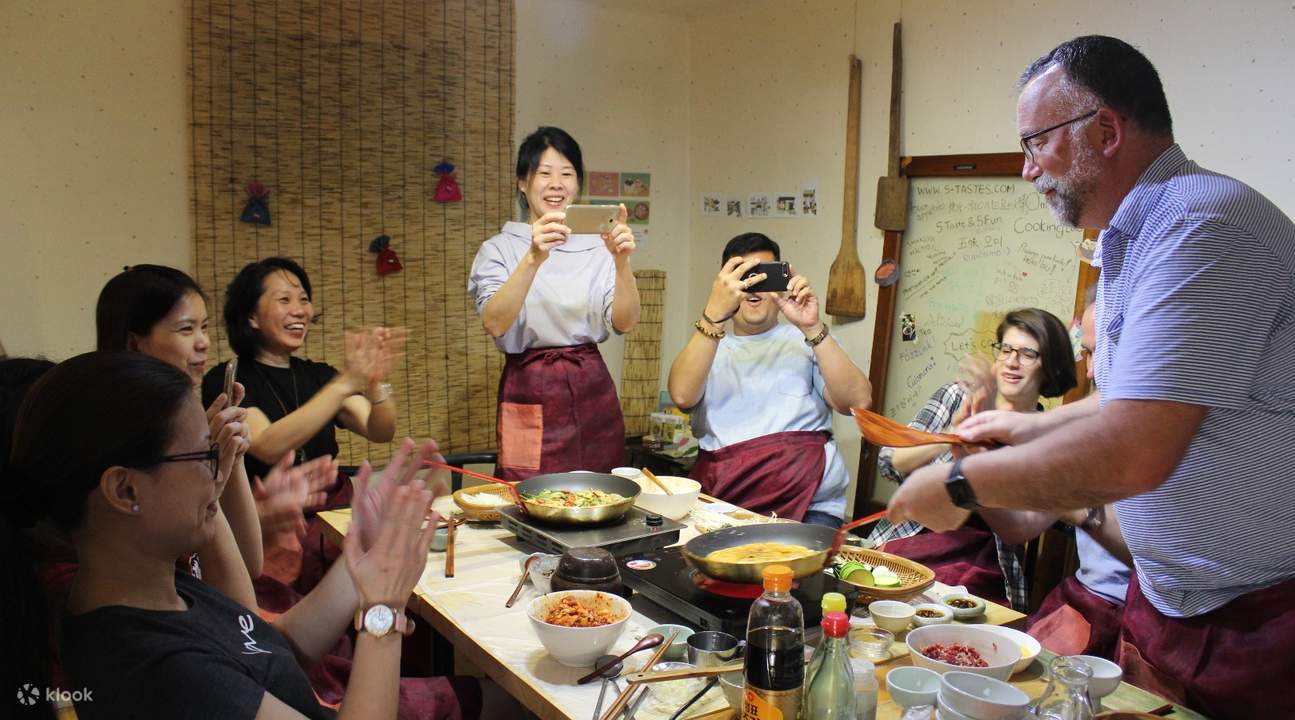 market tour with cooking class