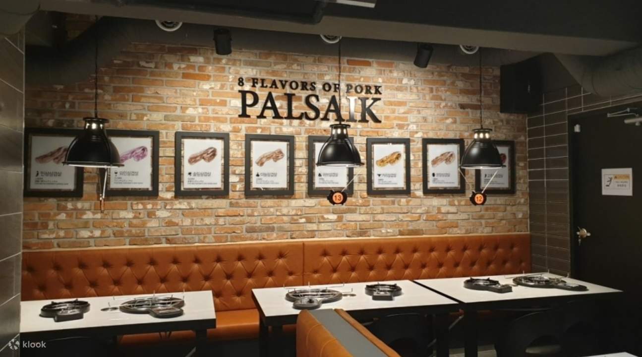 palsaik samgyeopsal in myeongdong