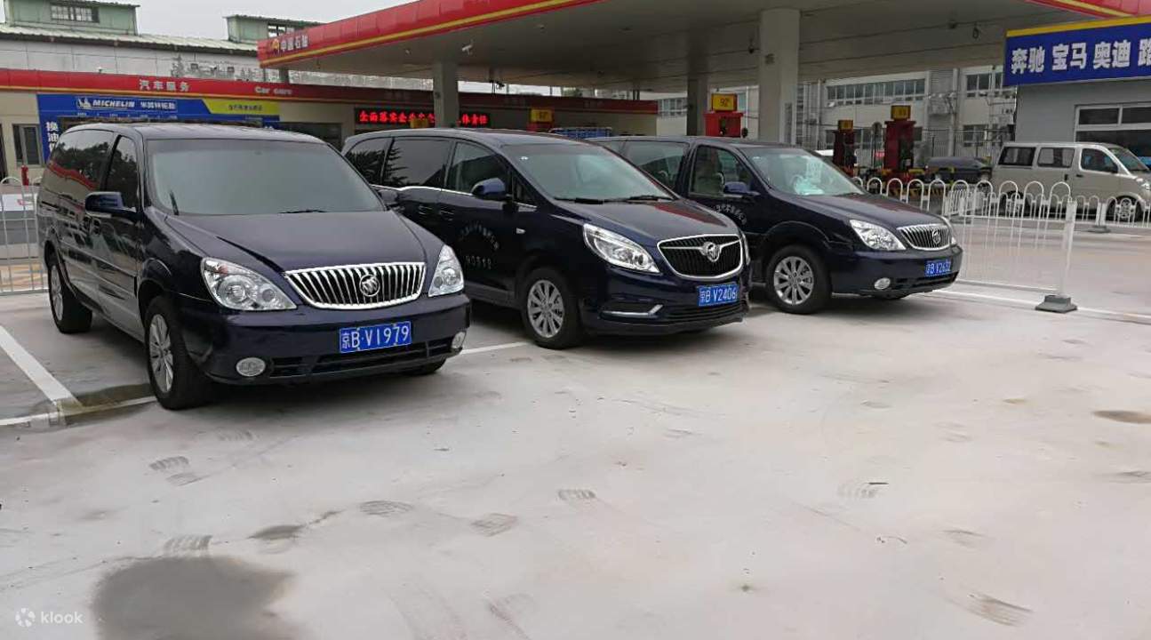 Транспорт для частного заказа автомобиля на Великую Китайскую стену