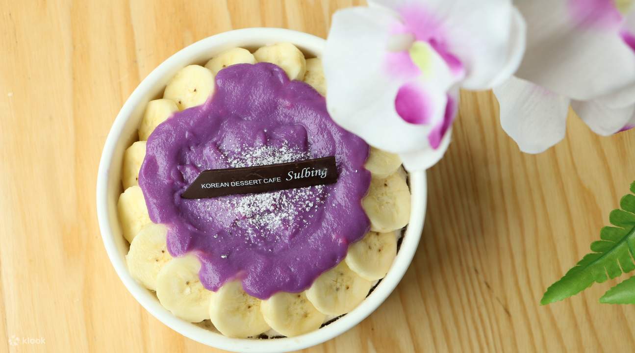 Sweet Potato Pizza dengan Pisang di Sulbing Korean Dessert Cafe di Bangkok