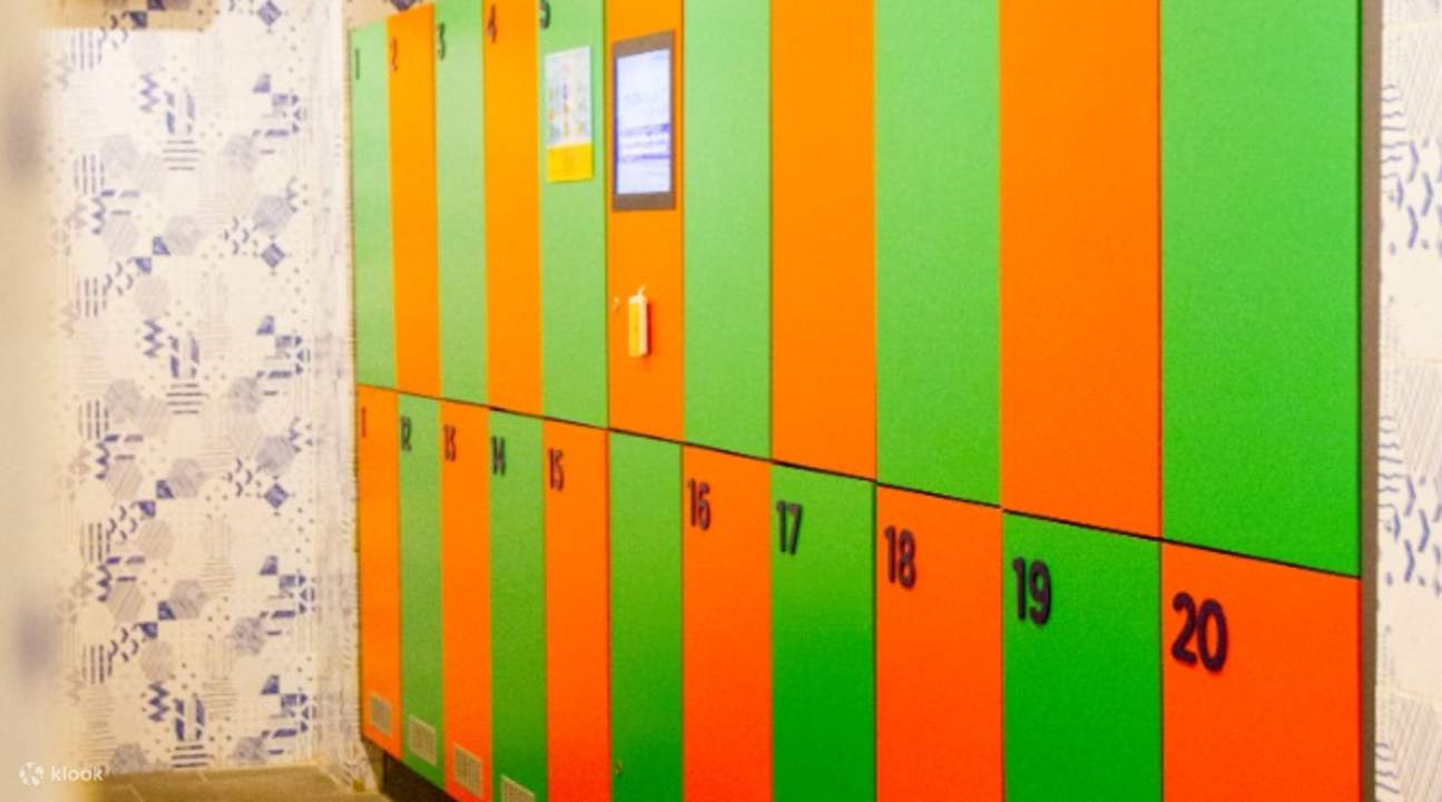 Trải Nghiệm FlowRider® 1 Utama Surfing ở Kuala Lumpur