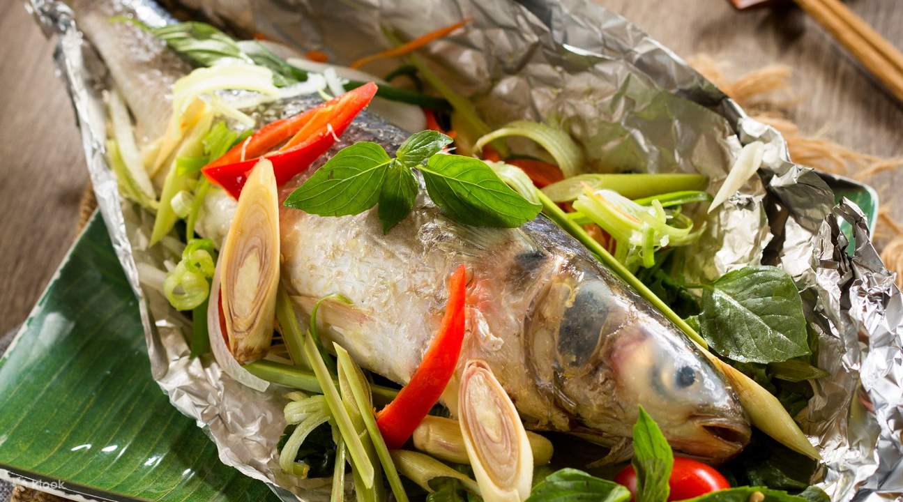 thai style mullet in hot pot lime plum broth sawali club causeway bay