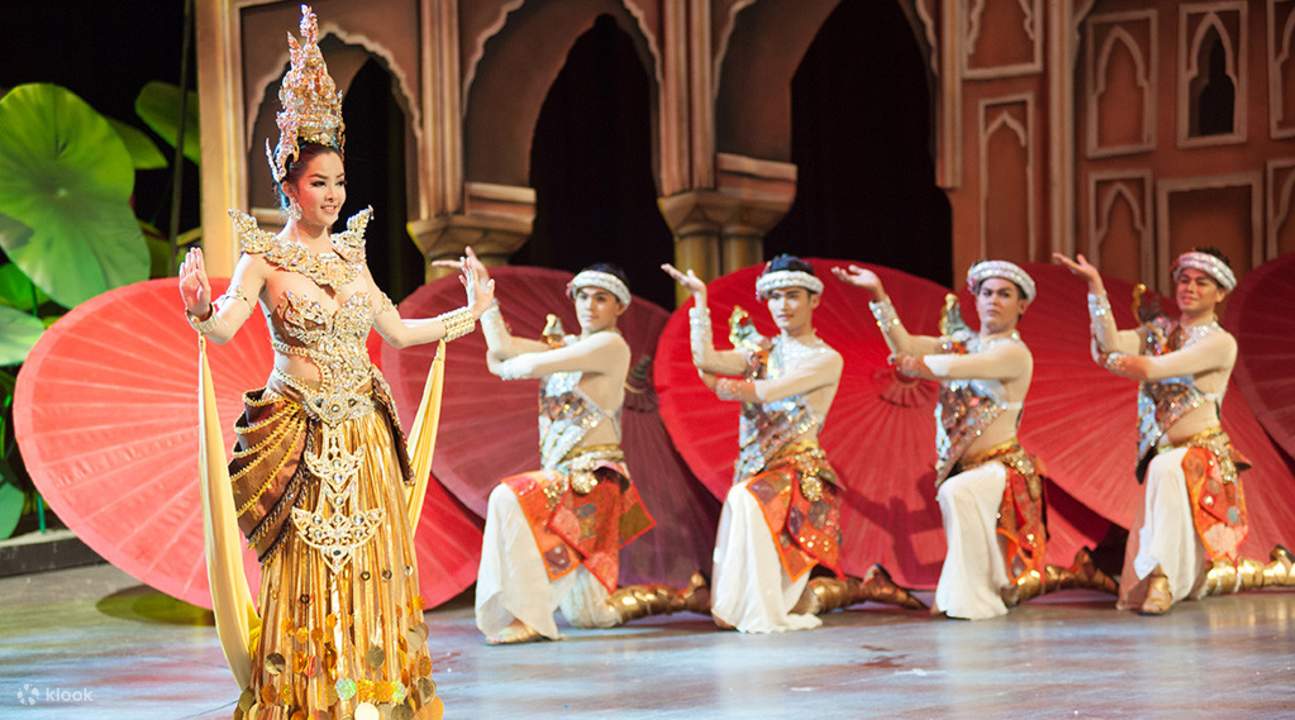 Ladyboy Colosseum Show Pattaya