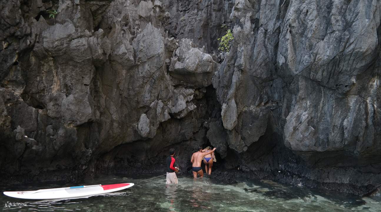 Pakej lawatan dari pulau ke pulau El Nido