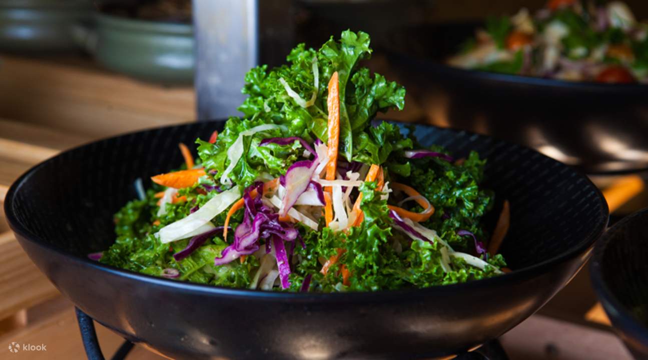 บุฟเฟ่ต์ที่ร้านเวฟส์ โรงแรมวอเตอร์มาร์ค ออสเตรเลีย