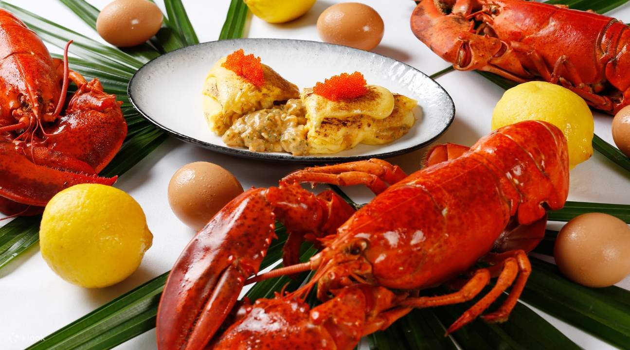 Lobster Omelet di NEXT2 Café di Shangri-La Hotel Bangkok