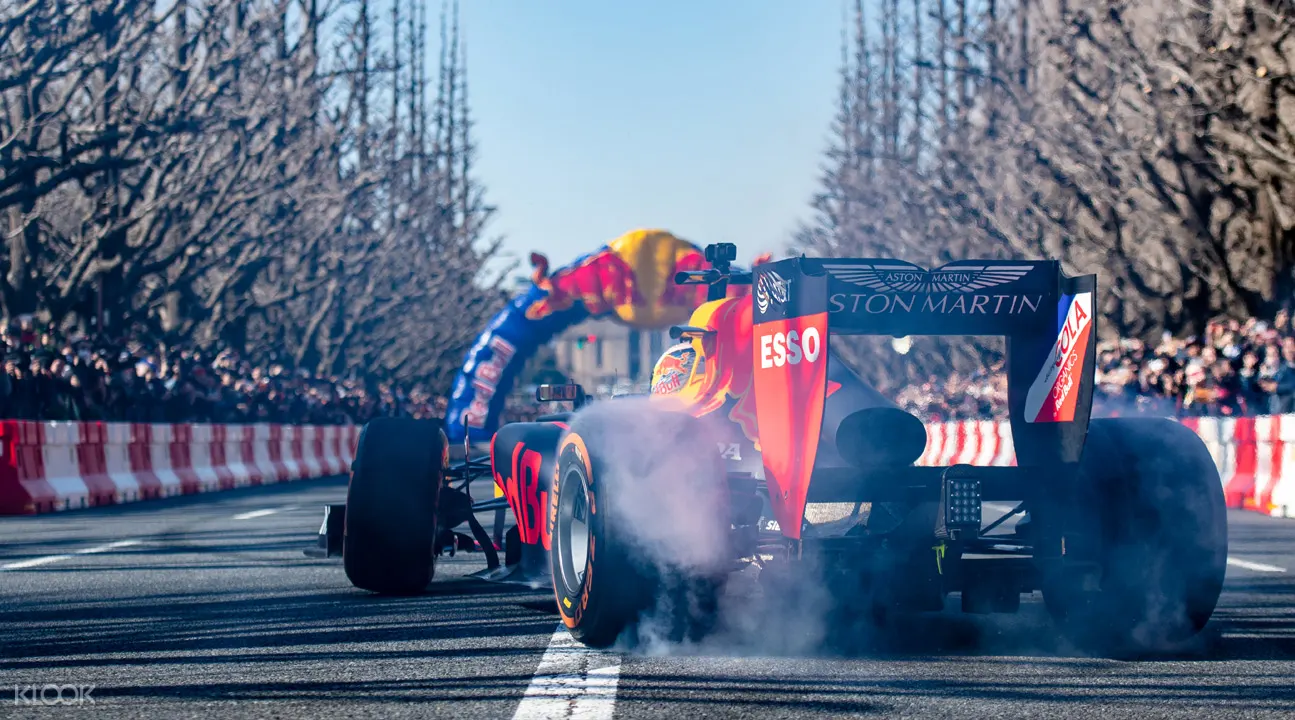 Klook独家限量 Red Bull Racing Showrun 封街赛车展演门票 台北场 台中场 Klook客路中国