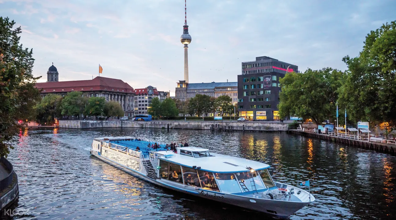 Spree River And Landwehr Canal Cruise In Berlin