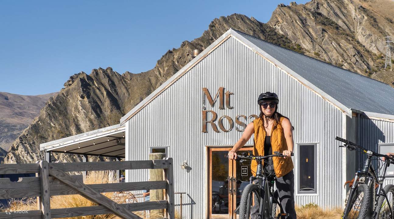 Chuyến phiêu lưu bằng xe đạp điện tự khám phá phong cảnh từ Arrowtown