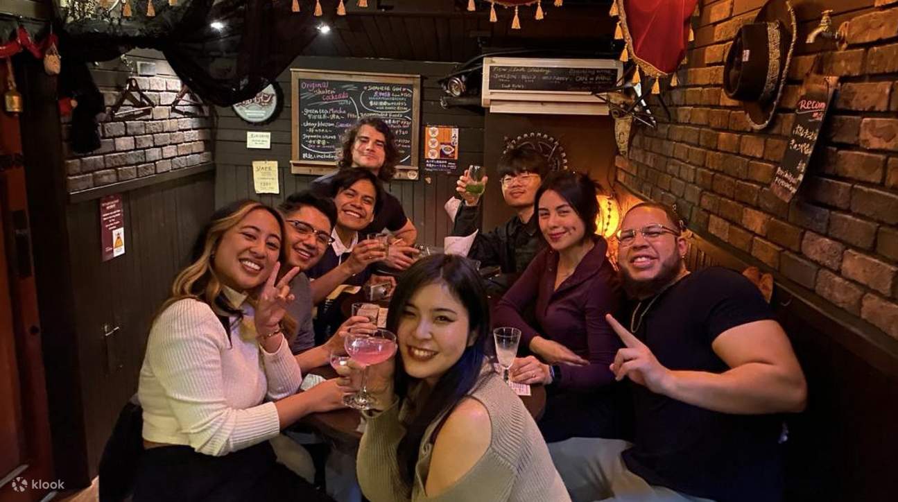 Lawatan ke Bar Tempatan Kyoto & Izakaya Crawl Evening di Kawaramachi