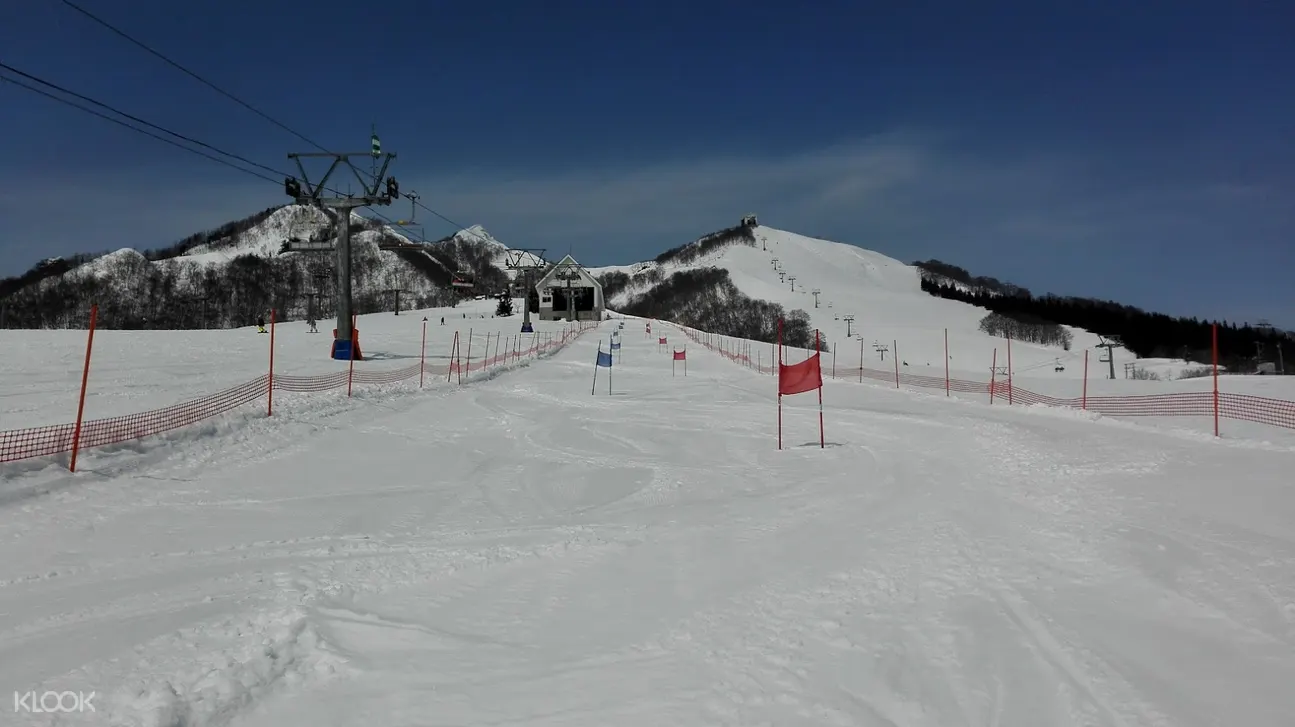 湯澤滑雪課程,湯澤滑雪度假村,湯澤私人滑雪,日本私人滑雪