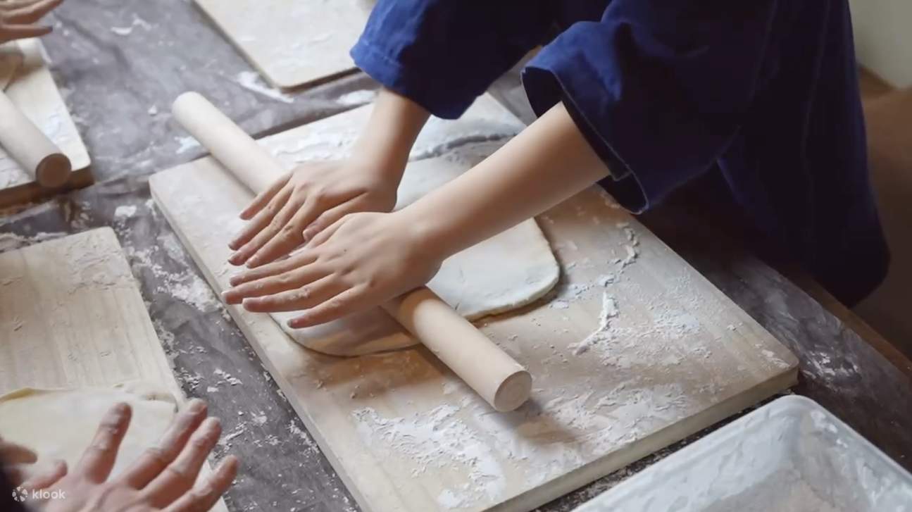 สัมผัสประสบการณ์ทำเส้นอูด้งและชิมรสชาติความอร่อยในเวลา 90 นาที ที่ โอซาก้า