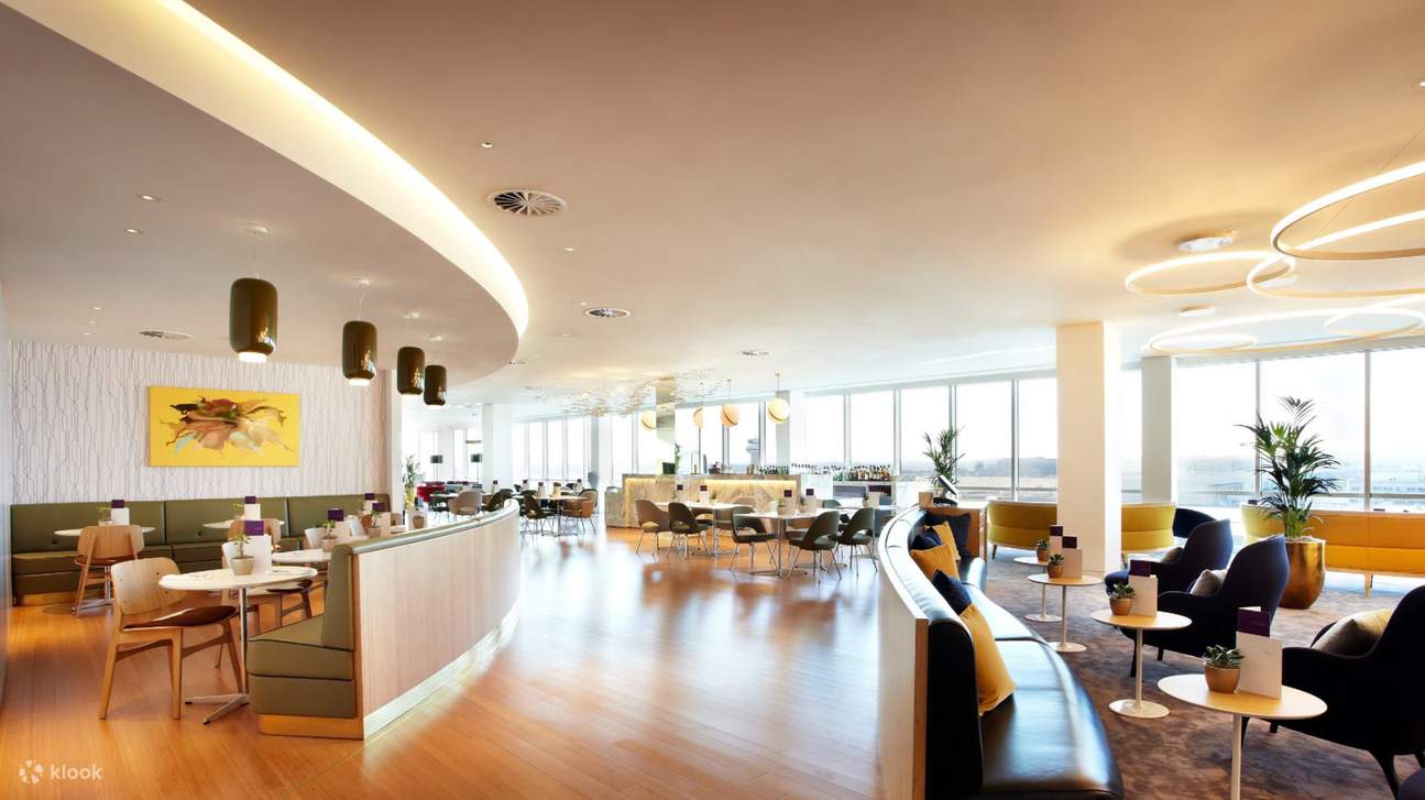 伦敦盖特威克机场Plaza Premium Lounge贵宾室服务