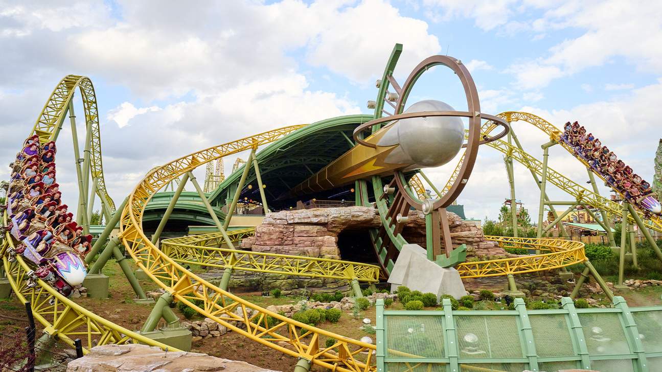 Vé Universal Studios Orlando - Tàu lượn siêu tốc của Universal