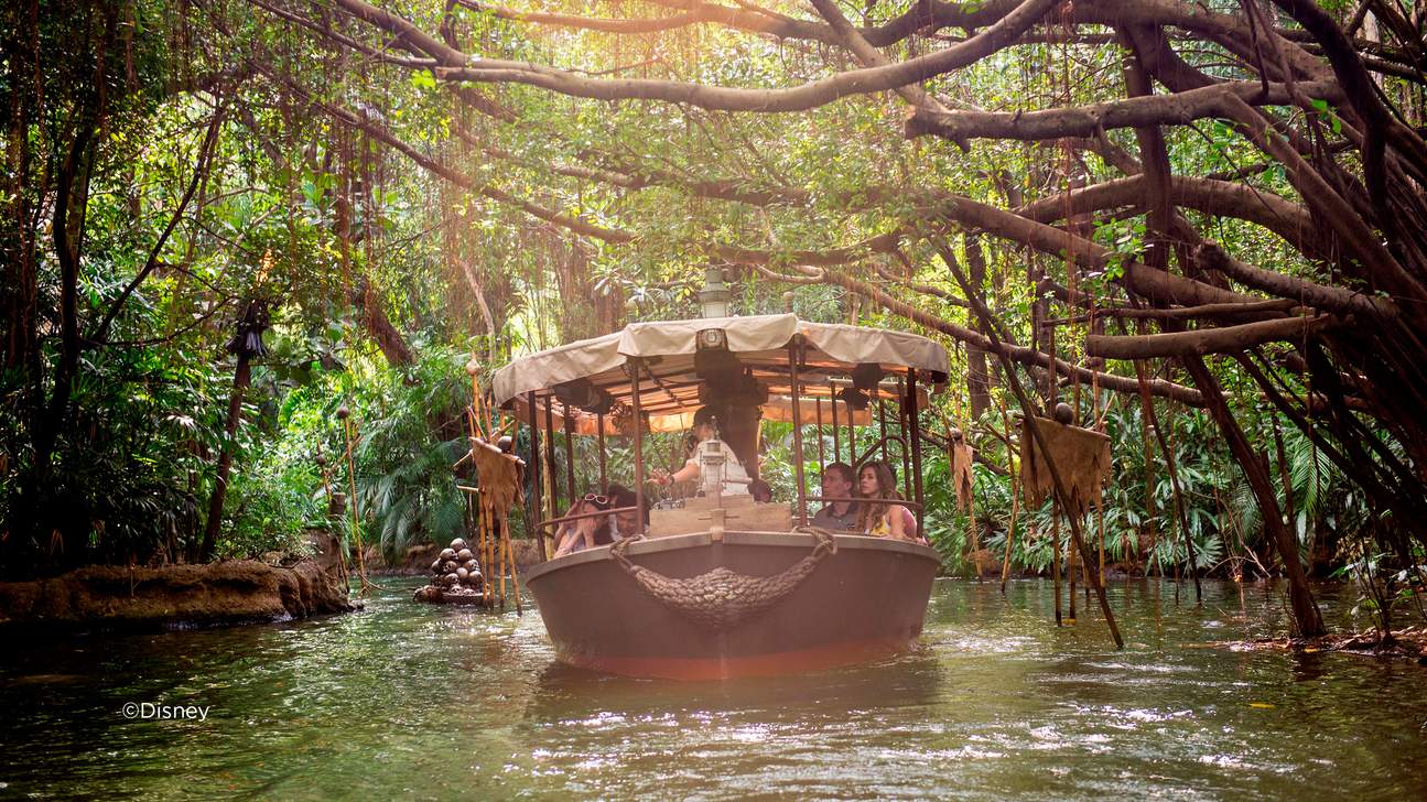 Jungle River Cruise - Berlayar untuk petualangan tingkat tinggi selama tour berpemandu ke Rivers of Adventure yang misterius dan liar