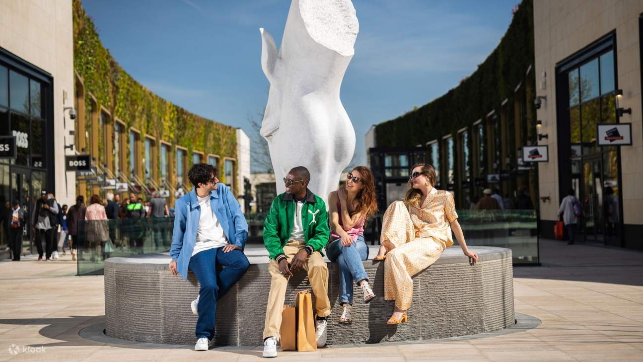 Paris - Xe buýt đưa đón McArthurGlen Paris-Giverny