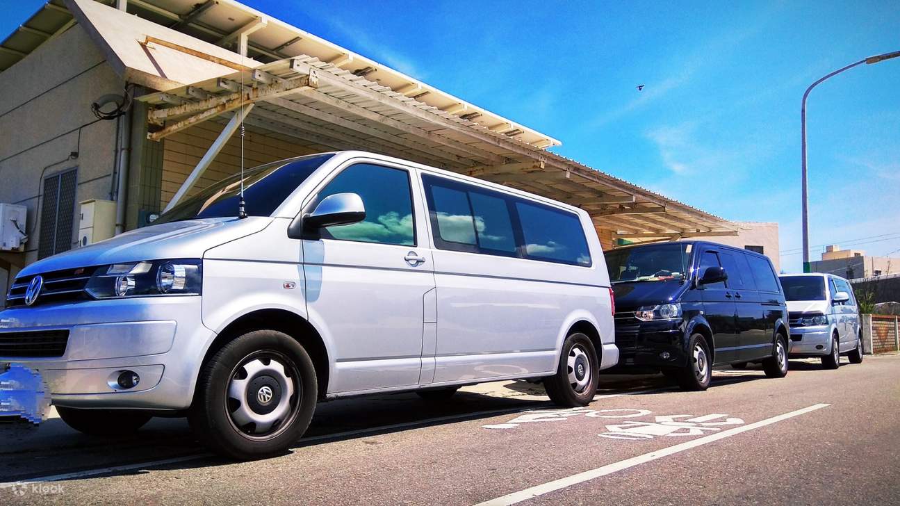 geparkter Lieferwagen