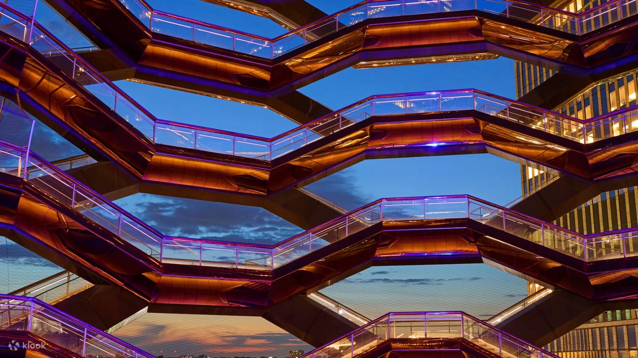 Поднимитесь на Vessel и полюбуйтесь Нью-Йорком со всех захватывающих ракурсов