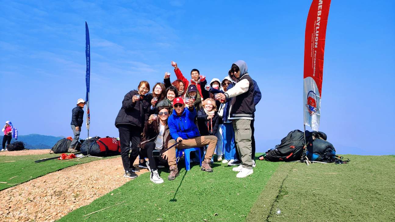 Hanoi Paragliding Tour – Dengan Pemindahan Pergi Balik ke Tapak Terbang