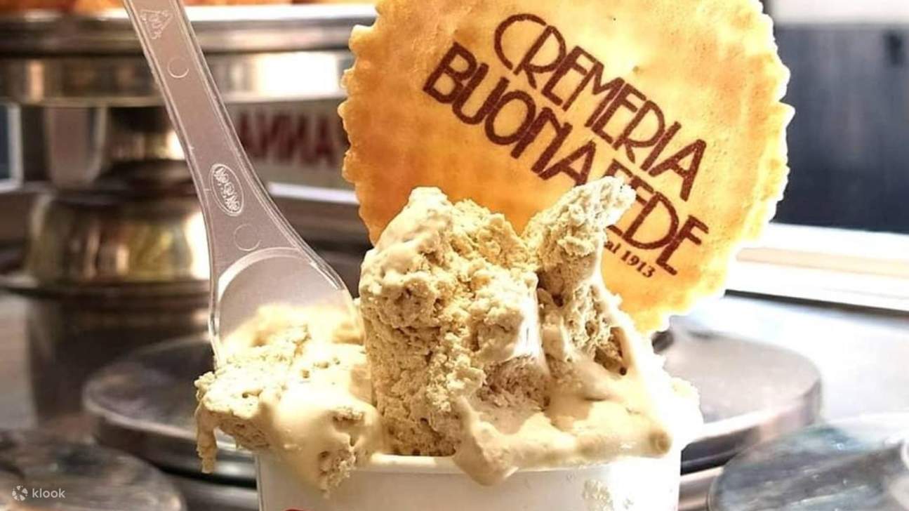 Побалуйте себя насыщенным и сливочным вкусом традиционного генуэзского десерта Панера.