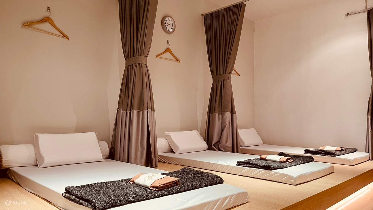 สัมผัสประสบการณ์ เลค นวดแอนด์สปา แอท สำโรง ใน กรุงเทพฯ