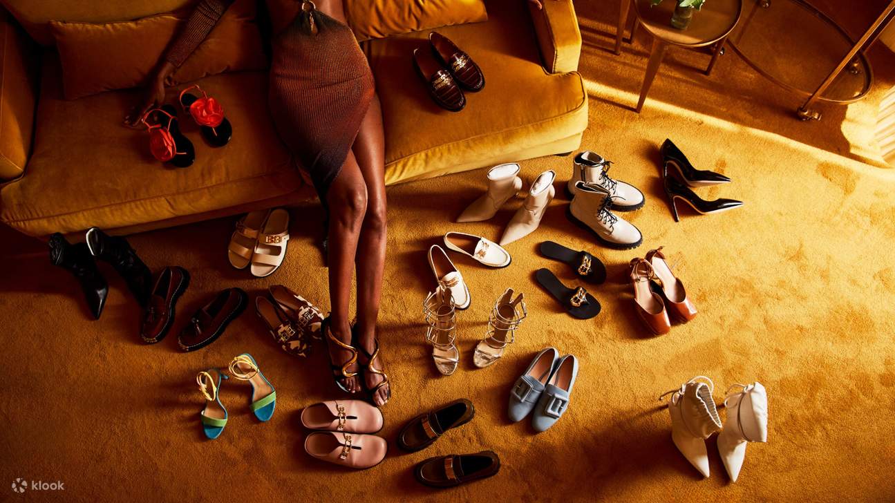 เพลิดเพลินไปกับประสบการณ์การช้อปปิ้งที่ไม่เหมือนใครที่ Village พร้อมบริการสุดพิเศษ