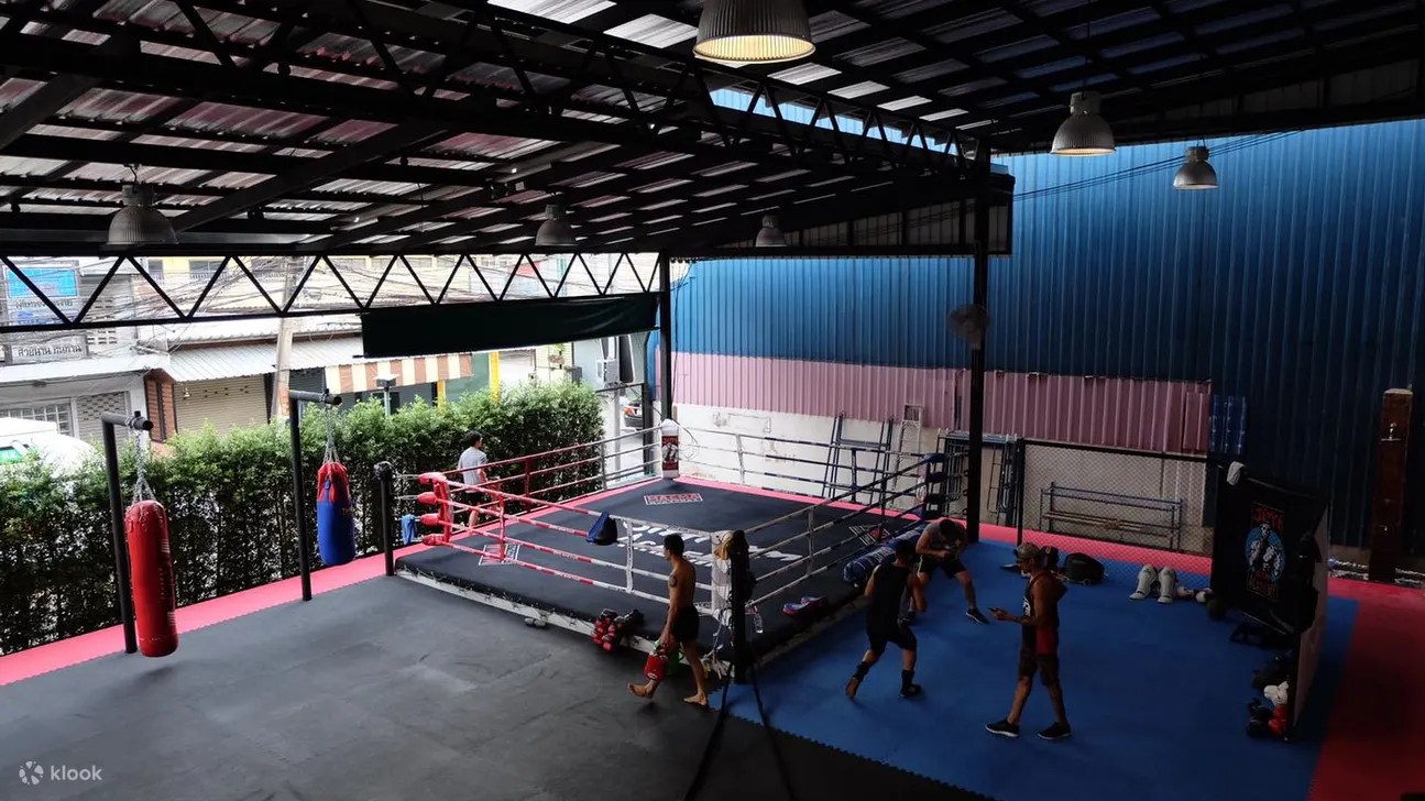 Jitti Gym Academy 泰拳课程和住宿