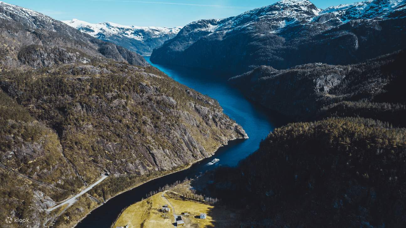 Bergen, Norwegia: Gerbang Menuju Fjord, Surga Hiking, Dan Petualangan Kayak Yang Tak Terlupakan