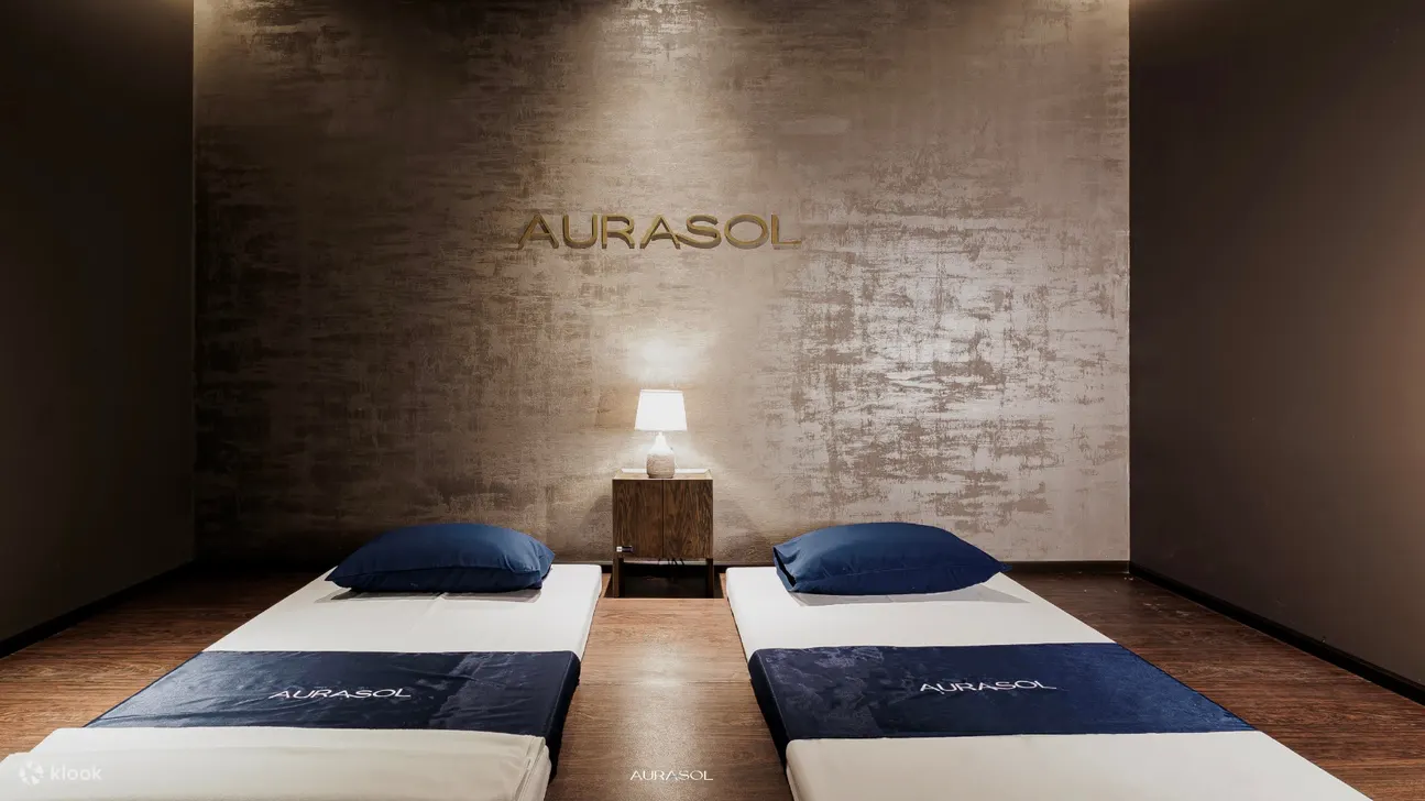 AURASOL Signature Thai Massage