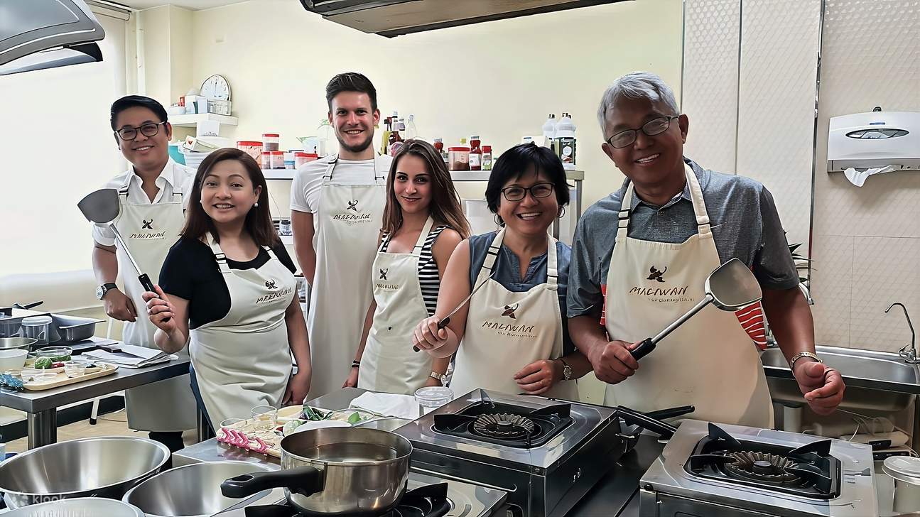 Pengalaman Kelas Memasak Thailand Maliwan di Bangkok