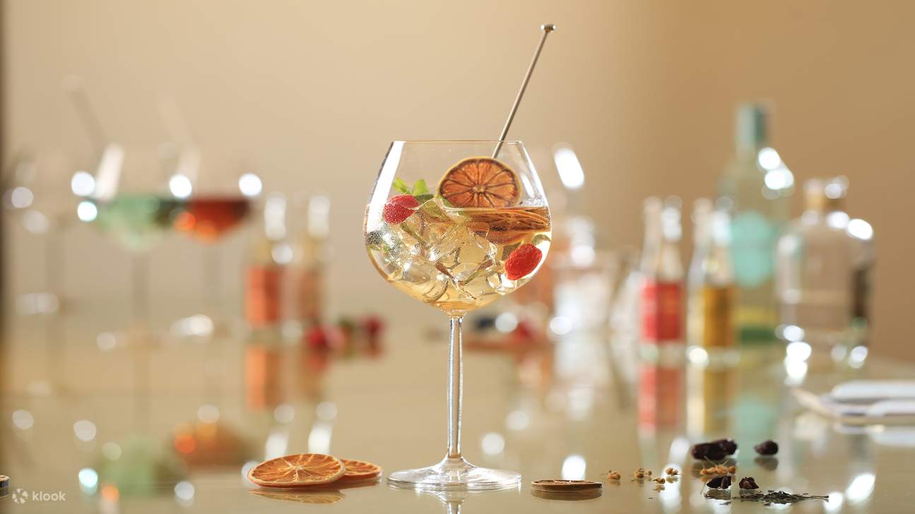 Cocktail di Lobby Lounge Conrad Centennial Singapore