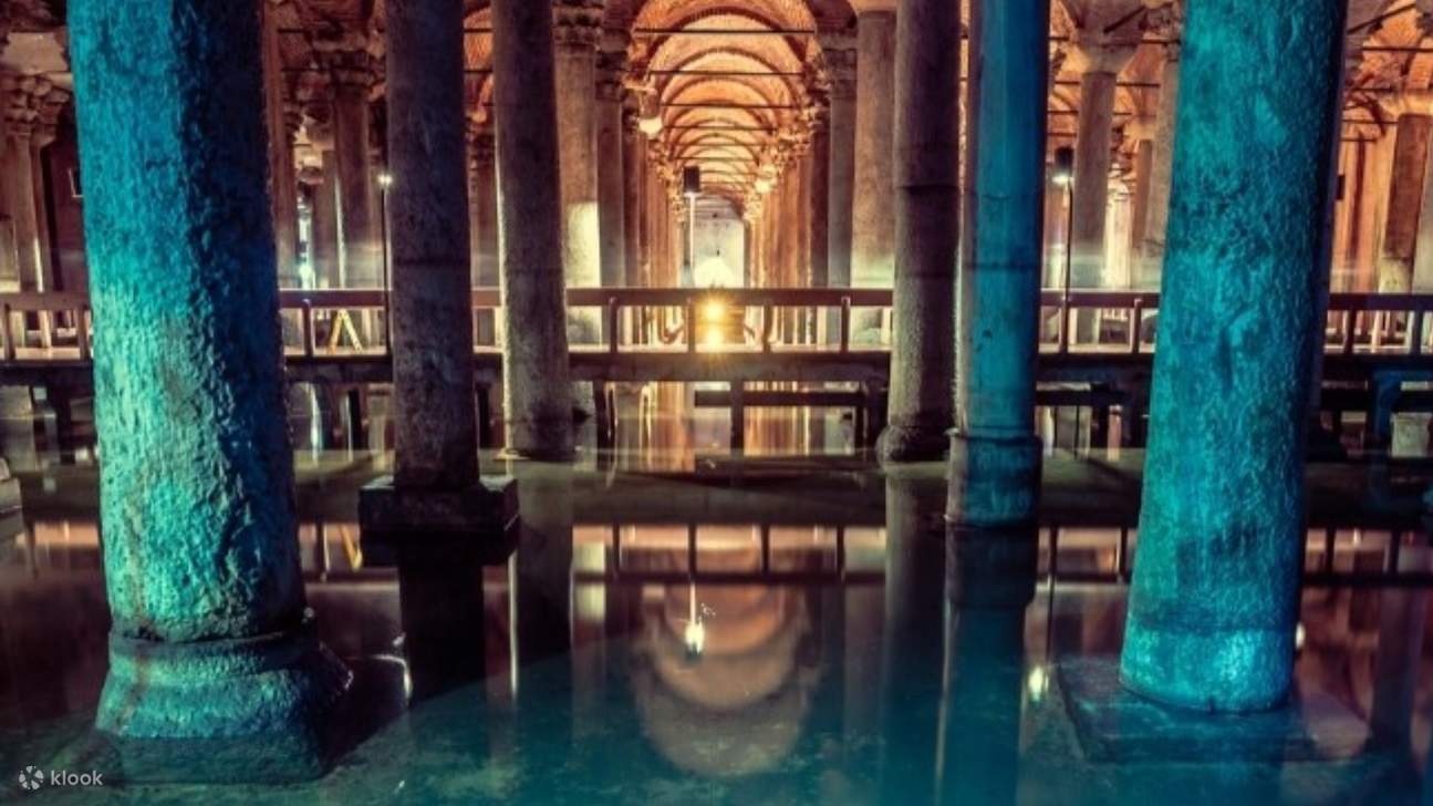 Почувствуйте, как прохладная тишина окутывает каждое тщательно вырезанное эхо.