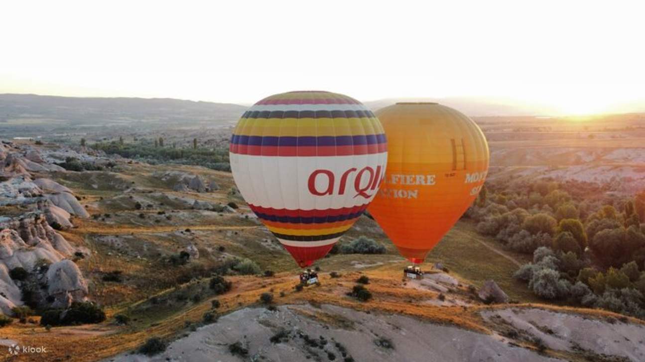 กิจกรรมนั่งบอลลูนลมร้อนชมหุบเขาในคัปปาโดเกีย