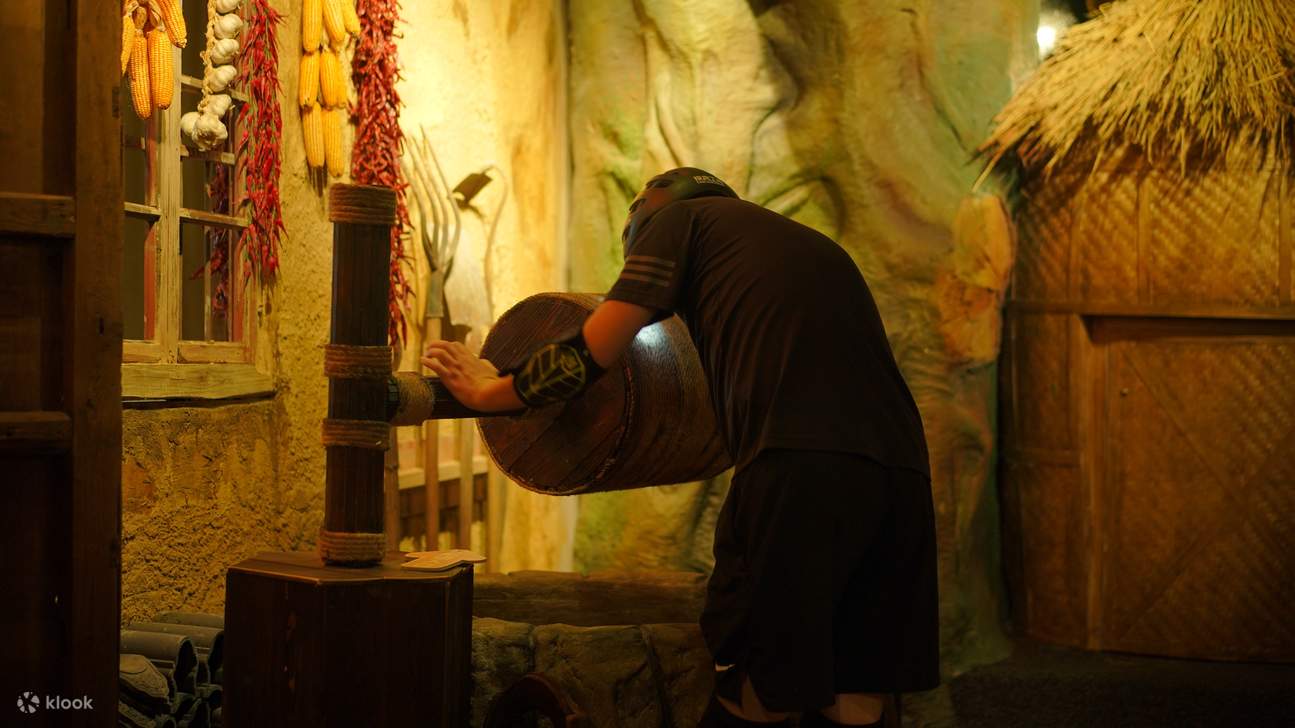 Spectacle de la grotte (Magasin Happy Coast)