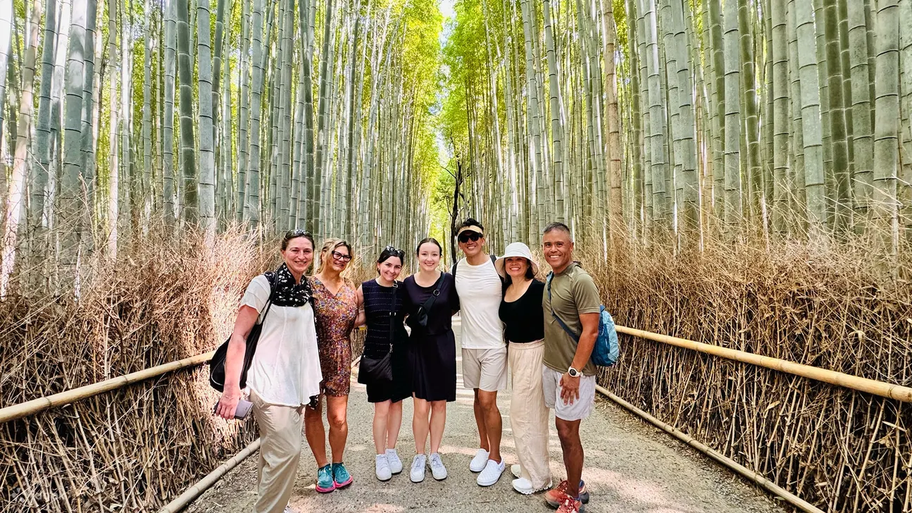 京都岚山徒步之旅：竹林、猴子、禅与秘密