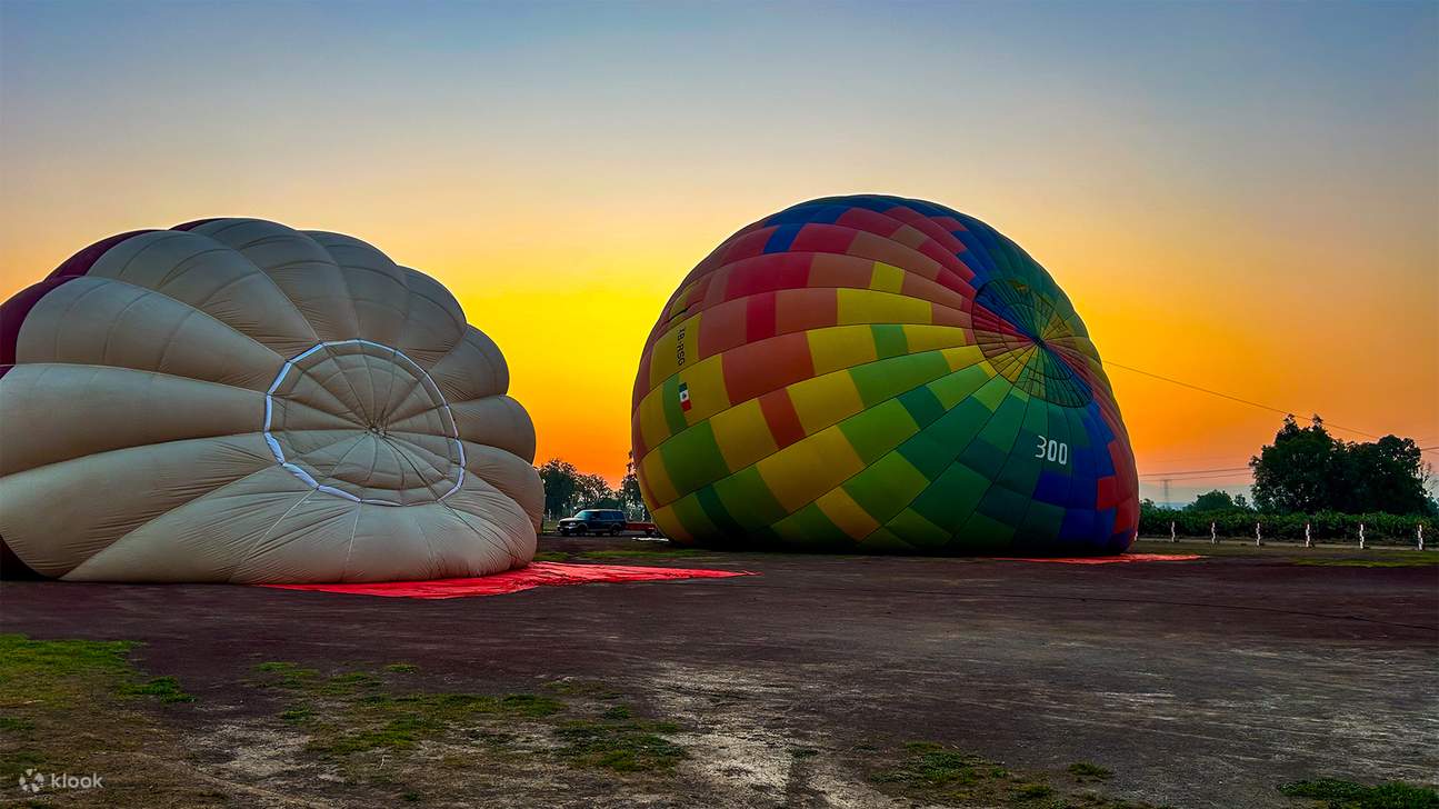 Naik Balon Udara dengan Tur Pemandu Teotihuacan & Basilica od Guadalupe