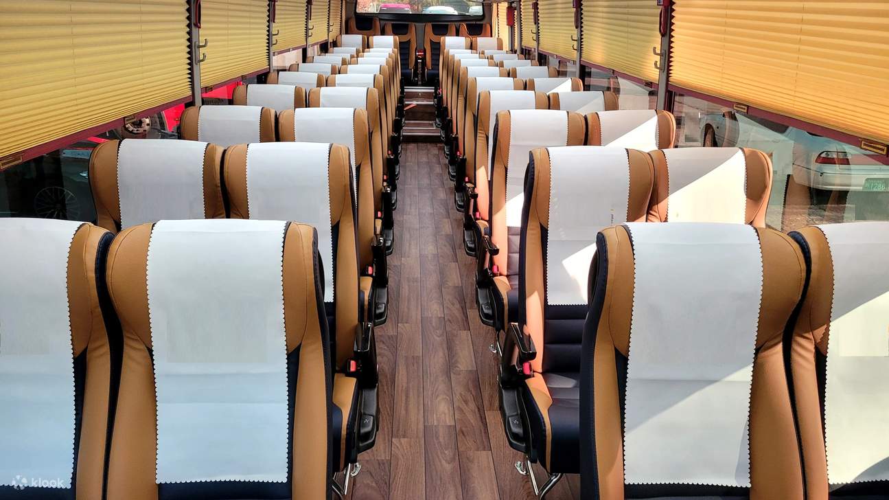 Traslados en autobús lanzadera de ida y vuelta a Everland desde Seúl con JINA International Travel