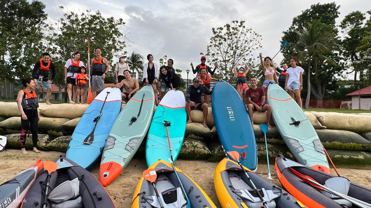 Chèo ván đứng (SUP) tại Singapore