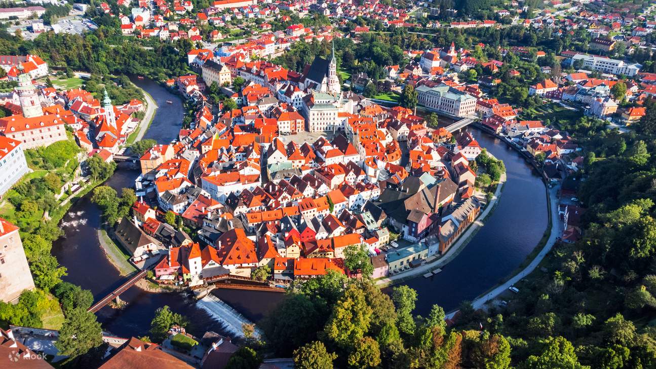 Chinese guide esk krumlov the fairytale town with free esim klook