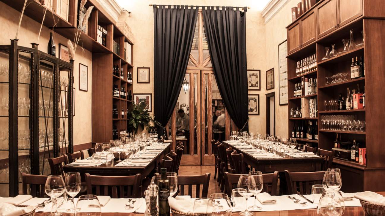 Cata de vinos y cena maridaje en Roma