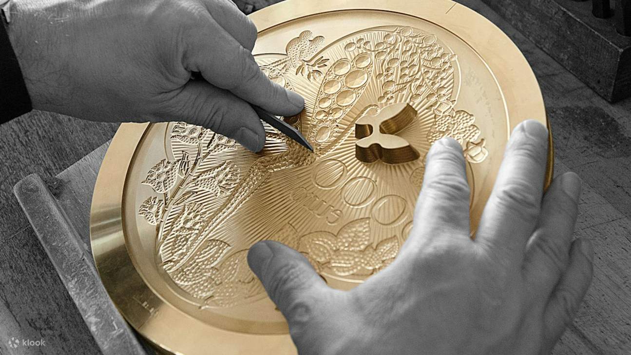 Entdecken Sie, wie Handwerker die Geschichte in der ältesten Münze der Welt prägten