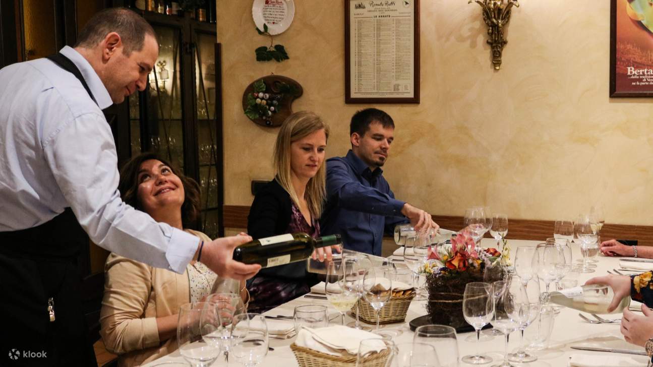 Expérience de dégustation de vins et dîner d'accords mets et vins à Rome